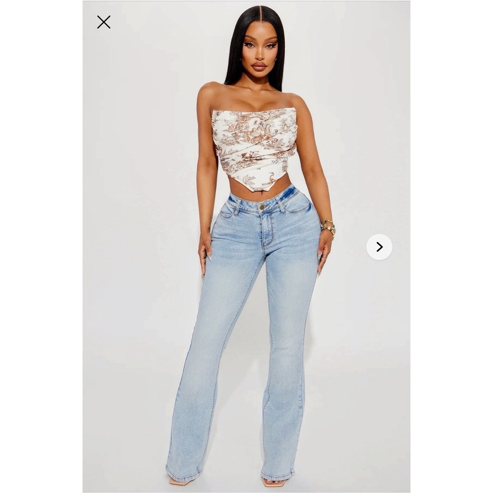 Fashion Nova Bootcut Jeans 9 Light Wash Low Rise  FN1210 Lost Without You NWT